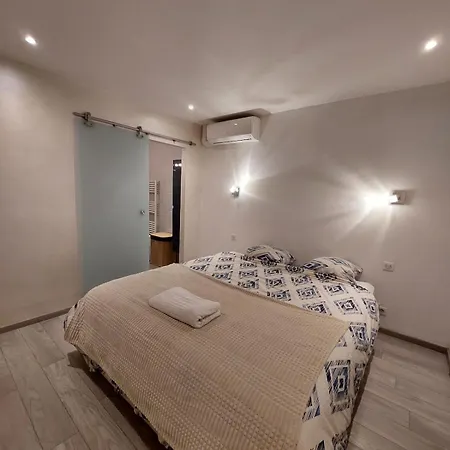 Appartement Beautiful 2 With Terrace *